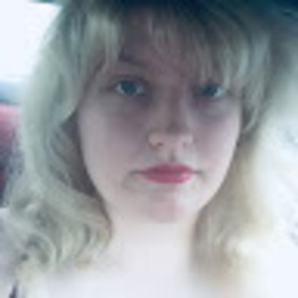 Meet your Posher, Errin - Picture 1 of 1